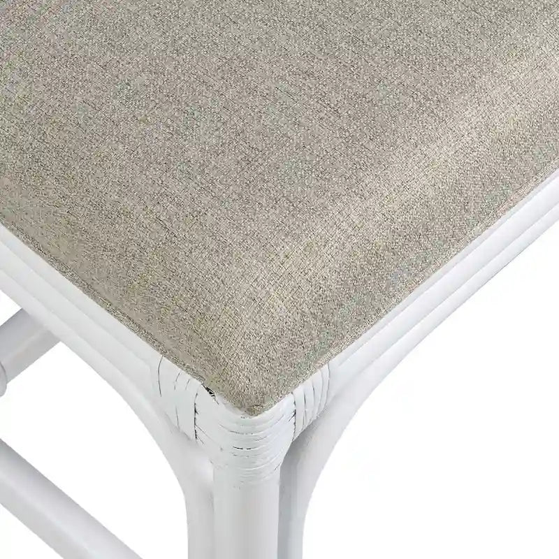 Chaise de salle à manger Chippendale coussinée en rotin tressé à la main blanc gris