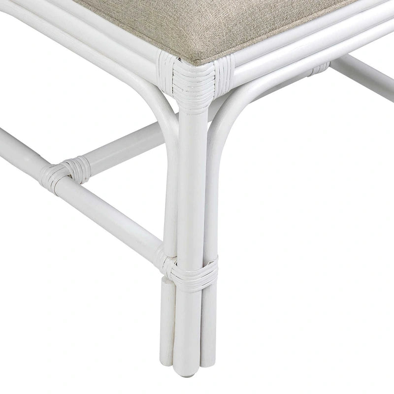 Chaise de salle à manger Chippendale coussinée en rotin tressé à la main blanc gris